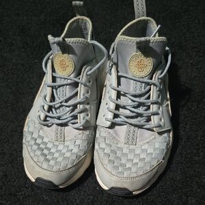 Stylish Kids Shoes in Gray